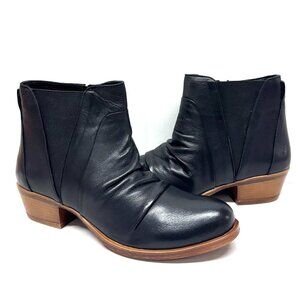 MIZ MOOZ SOFT RUCHED LEATHER BOOTIE SIDE ZIP BLACK 37EU / 7US # Z-148